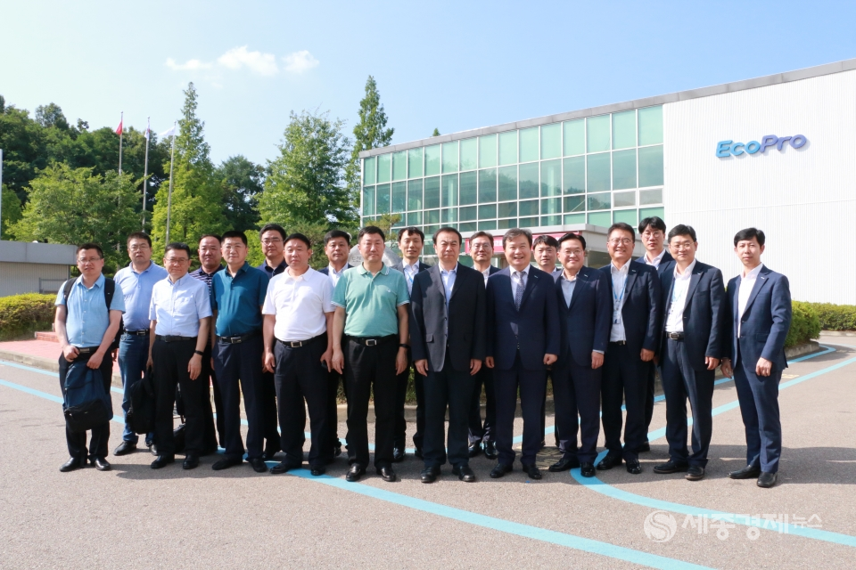22일 오창 에코프로에서 중국 국영기업 양메이 그룹 회장단이 방문했다. / 사진=박상철